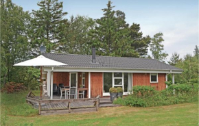 2 Bedroom Lovely Home In Væggerløse, Bogø By